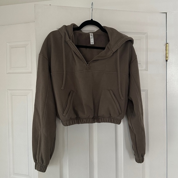 Alo Yoga Stadium Half Zip Hoodie in Okive Branch XS - Picture 4 of 4